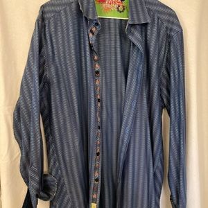 Long sleeve Men’s dress shirt. Groovy optic effect print.